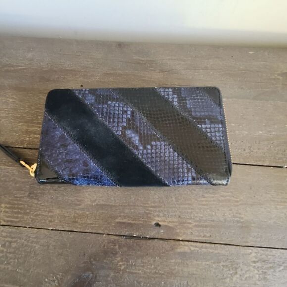 Tory Burch Gemini Link Mix SnakeSkin Embossed Zip Continental Leather Wallet - Picture 3 of 8